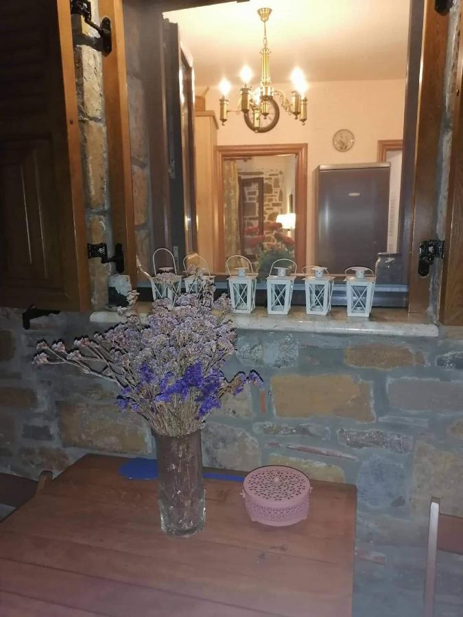 Traditional House In Androni Мирина Экстерьер фото